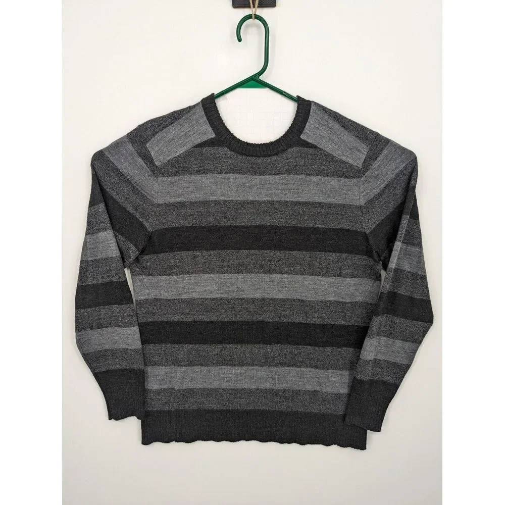 Smartwool Men's Wool Blend Black Gray Striped Crewneck Sweater, Medium EXCELLENT
